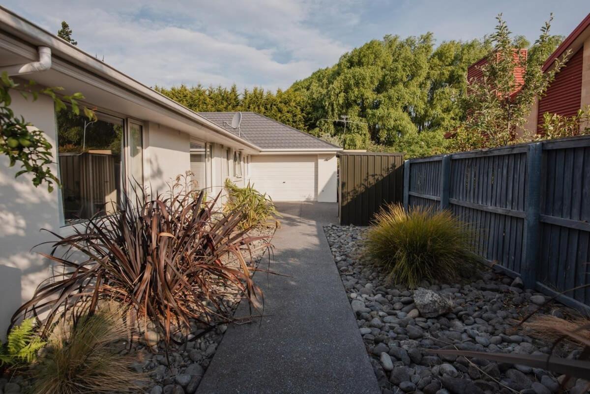 Hidden Gem Of - Sleeps 13 Christchurch