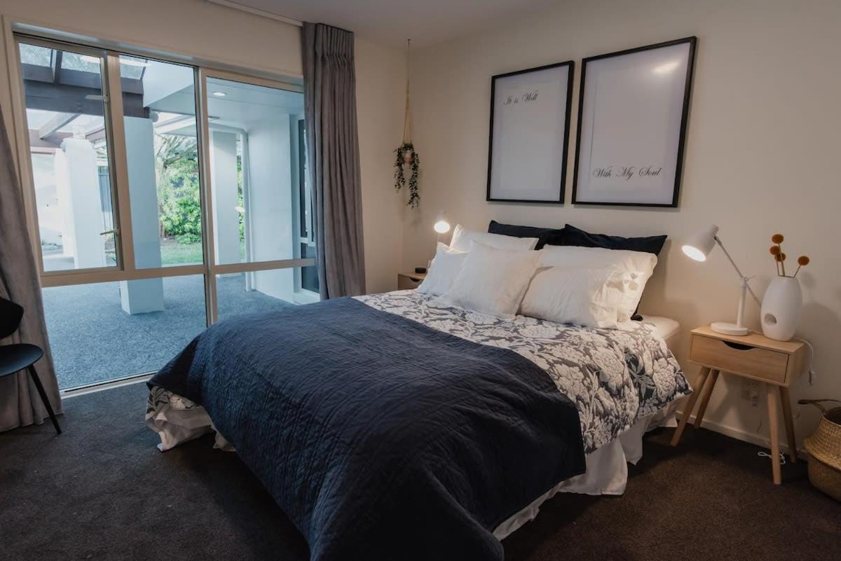 Hidden Gem Of - Sleeps 13 *