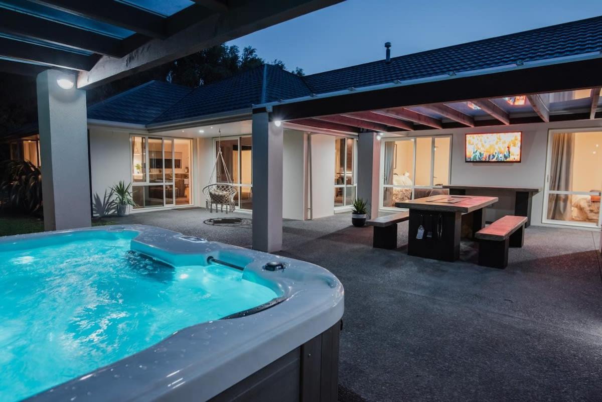 Holiday home Hidden Gem Of - Sleeps 13