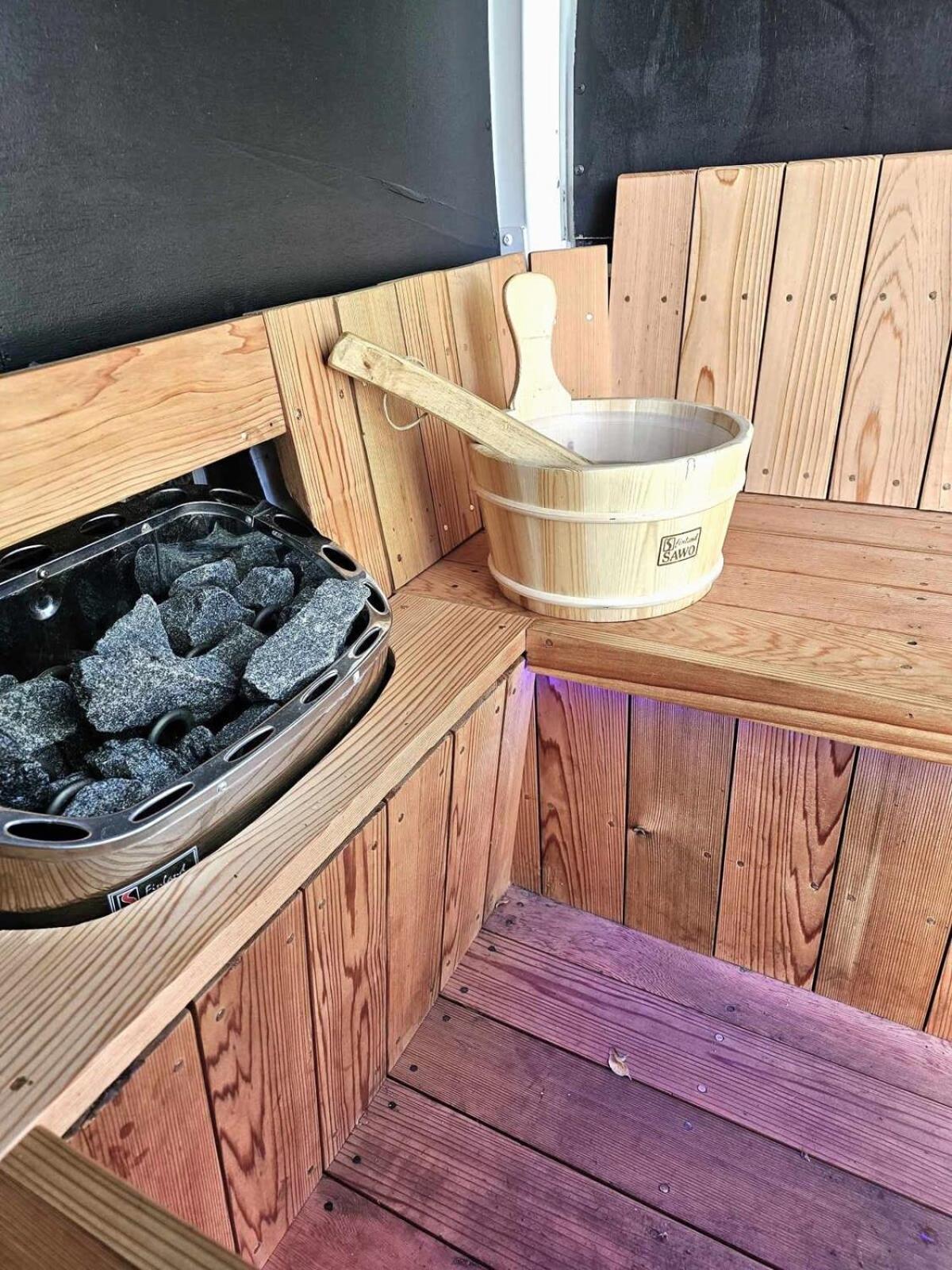 Holiday home Hidden Gem Of - Sleeps 13 *